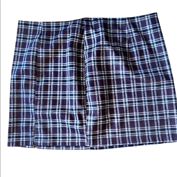 Shein Plus Size Plaid Mini Skirt - Picture 2 of 8